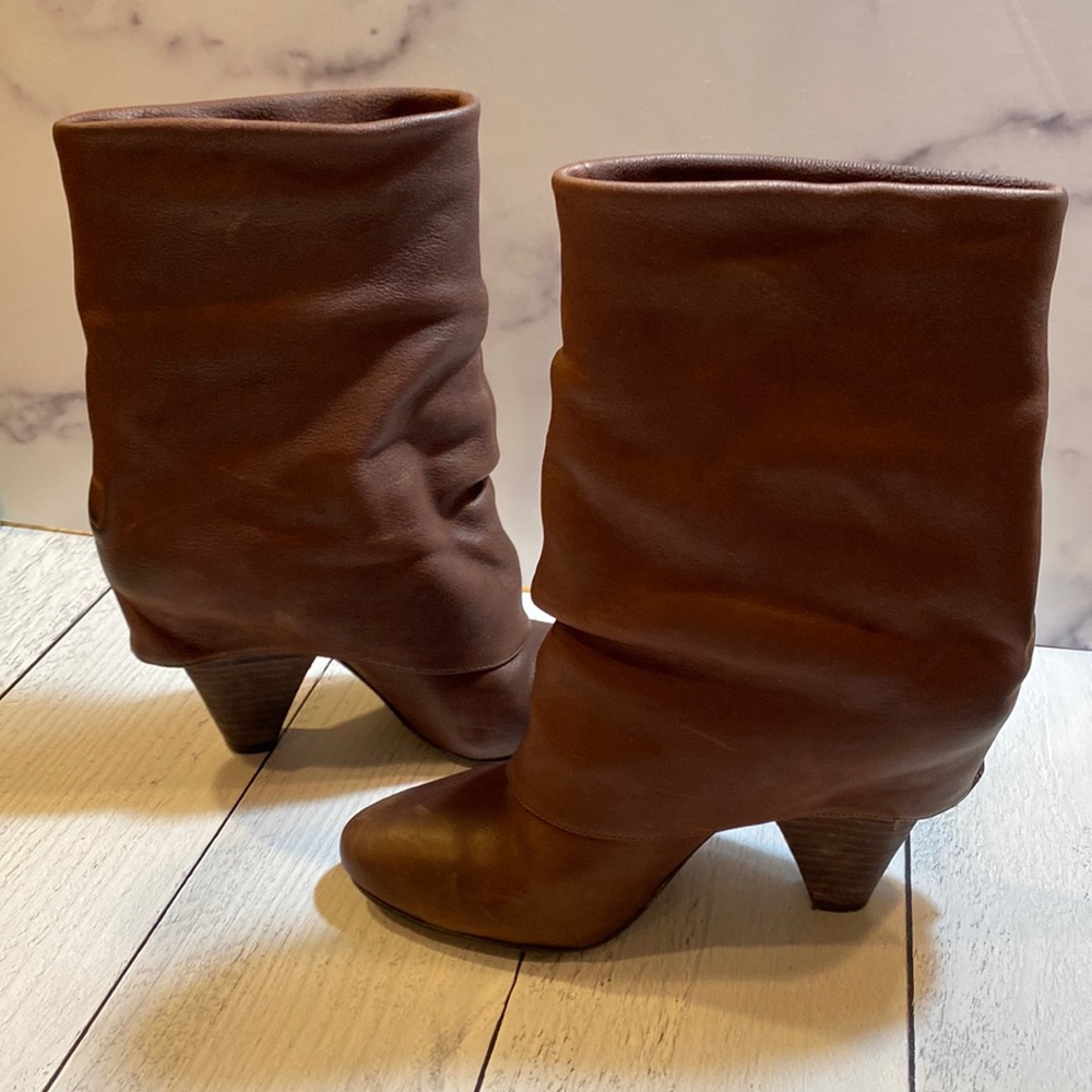 Guess high heel ankle boot